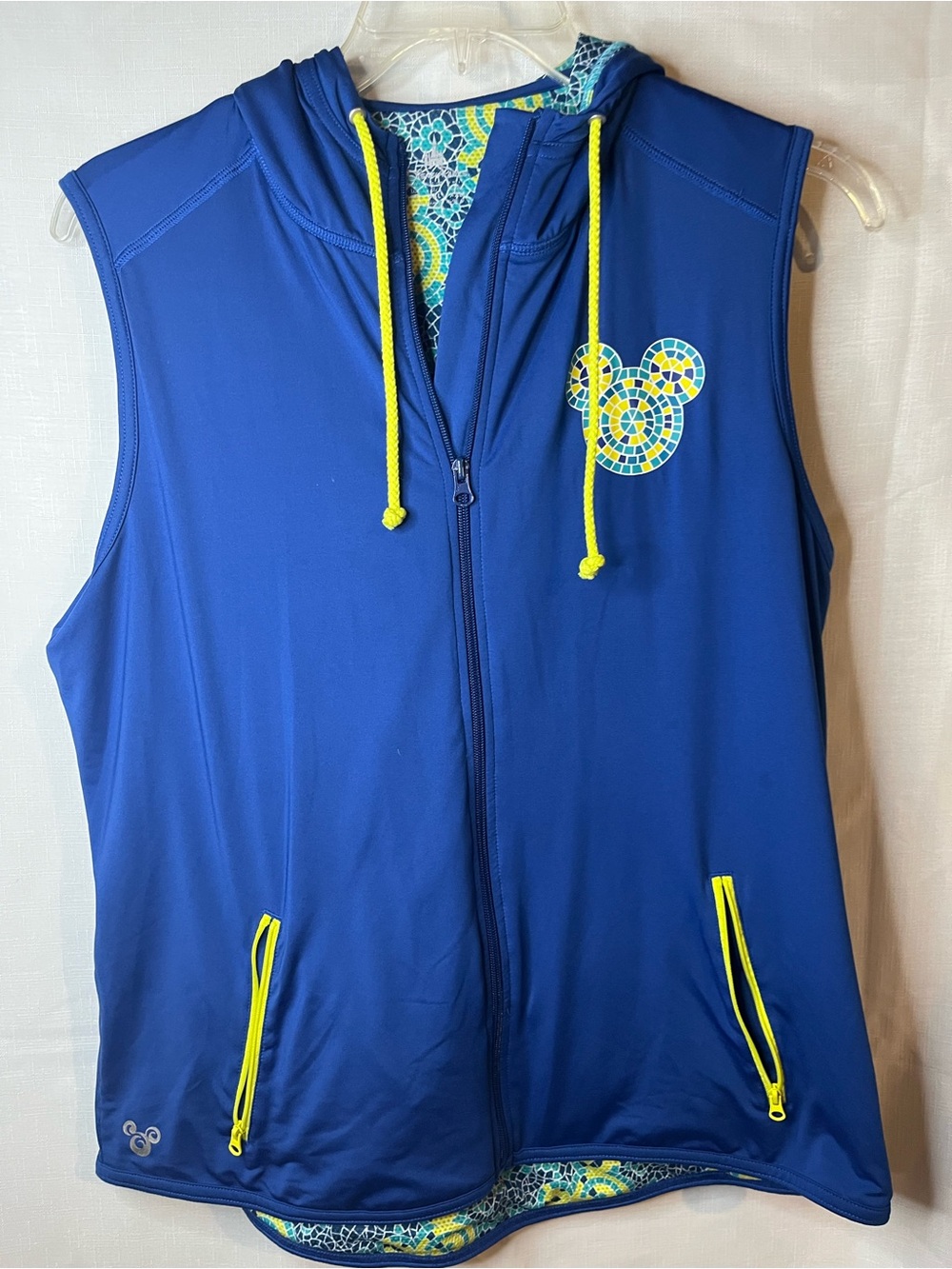 Disney parks Mickey Mouse sleeveless vest XXL